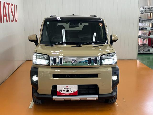 タフト Ｇターボ　クロムベンチャー　サポカーＳワイド適合　パノラマモニター対応　ＥＴＣ　ドラレコ　スカイフィールトップ　電動パーキングブレーキ　全車速追従機能付ＡＣＣ　ステアリングスイッチ　シートヒーター　コーナーセンサー　キーフリー（4枚目）