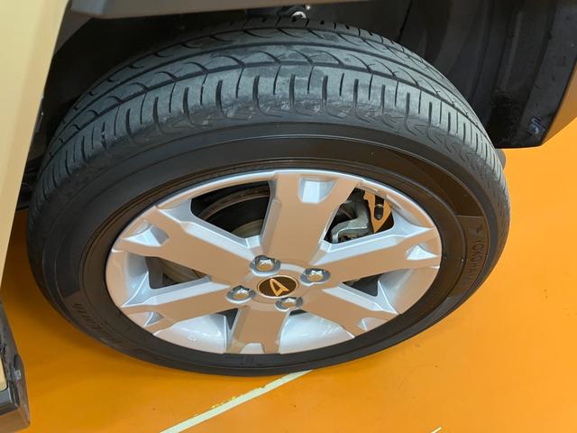 タフト Ｇターボ　クロムベンチャー　サポカーＳワイド適合　パノラマモニター対応　ＥＴＣ　ドラレコ　スカイフィールトップ　電動パーキングブレーキ　全車速追従機能付ＡＣＣ　ステアリングスイッチ　シートヒーター　コーナーセンサー　キーフリー（29枚目）