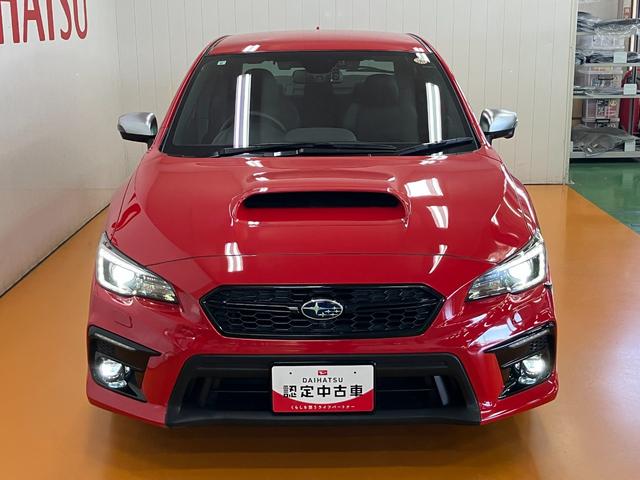 精悍なフロントマスク