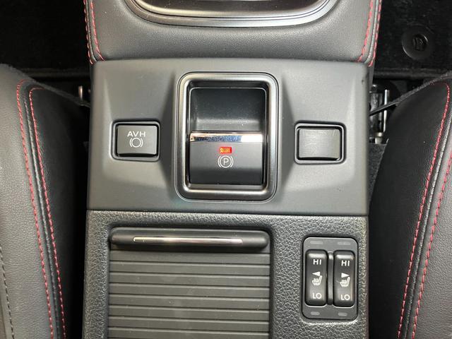 電動パーキングブレーキ＆オートブレーキホールド機能、シートヒーター付