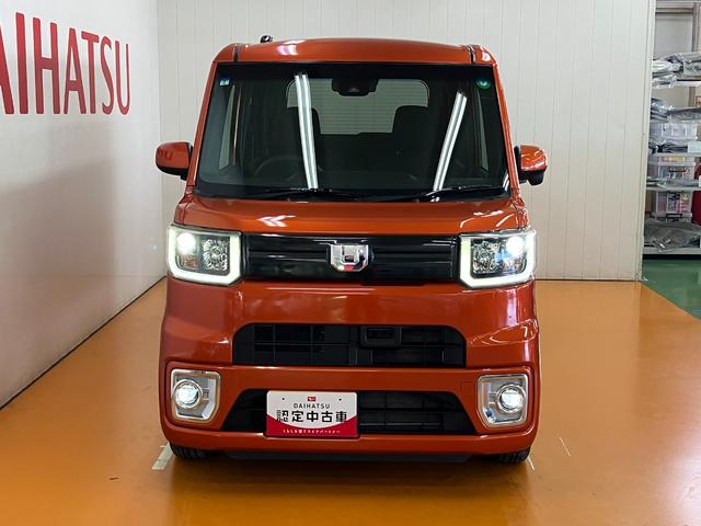 ウェイク L レジャーエディションSAII スマアシ Bカメラ 両側オートスライドドア ステアリングスイッチ オートエアコン アイドリングストップ 横滑り防止機能 誤発進抑制機能 Pスタート 電動格納ミラー キーフリー(4枚目)