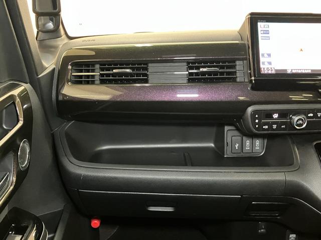 N-BOXカスタム G・Lホンダセンシング 衝突被害軽減ブレーキシステム 両側オートスライドドア ステアリングスイッチ クルーズコントロール USB接続端子 ETC Pスタート レーンアシスト キーフリー(11枚目)