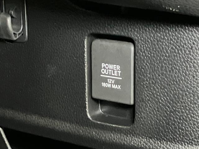 N-BOXカスタム G・Lホンダセンシング 衝突被害軽減ブレーキシステム 両側オートスライドドア ステアリングスイッチ クルーズコントロール USB接続端子 ETC Pスタート レーンアシスト キーフリー(20枚目)