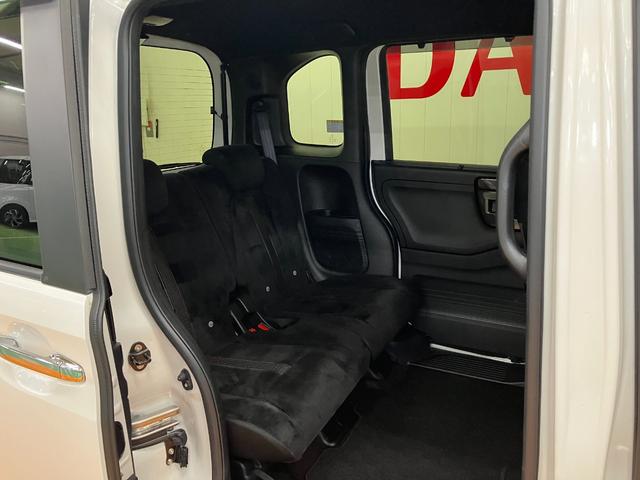 N-BOXカスタム G・Lホンダセンシング 衝突被害軽減ブレーキシステム 両側オートスライドドア ステアリングスイッチ クルーズコントロール USB接続端子 ETC Pスタート レーンアシスト キーフリー(23枚目)