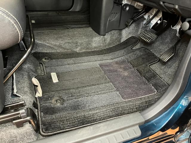 タント カスタムRS トップエディションVS SAIII サポカーSワイド適合 ドラレコ ミラクルオープンドア パノラマモニター対応 両側オートスライドドア ステアリングスイッチ USB接続端子 Pスタート 運転席シートヒーター オートハイビーム(23枚目)