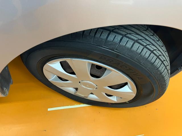 ミラ Ｘリミテッド　オートエアコン　シガレットライター　光軸調整ダイヤル　電動格納ミラー　パワーウインドウ　キーレス（22枚目）