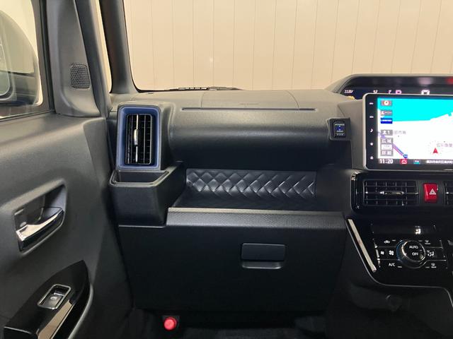 タント カスタムＲＳスタイルセレクション　サポカーＳワイド適合　ミラクルオープンドア　パノラマモニター対応　ＥＴＣ　ドラレコ　ＵＳＢ接続端子　両側オートスライドドア　ステアリングスイッチ　シートヒーター　後席モニタ　Ｐスタート　キーフリー（12枚目）