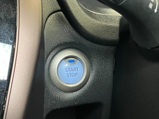 プッシュボタンスタート付だから、ラクラクエンジン始動！