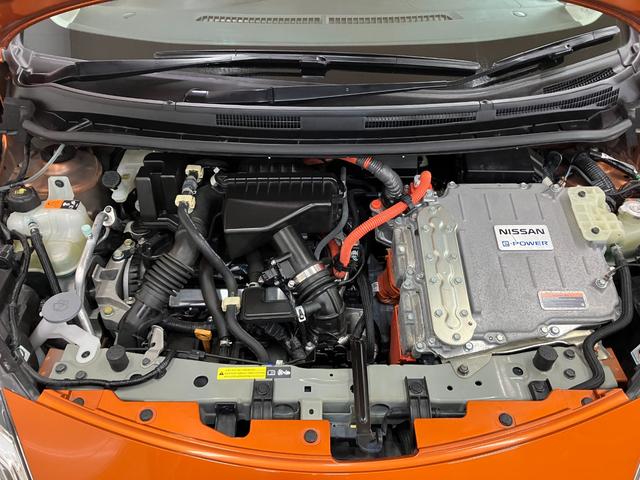 エンジンルーム