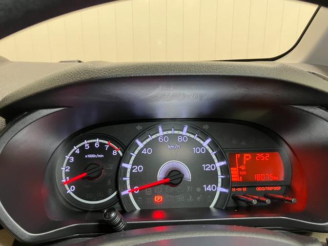 ムーヴ Ｘ　ＳＡＩＩＩ　サポカーＳワイド適合　Ｂカメラ　ＵＳＢ接続端子　ＥＴＣ　ドラレコ　ステアリングスイッチ　運転席シートヒーター　横滑り防止機能　誤発進抑制機能　光軸調整ダイヤル　電動格納ミラー　キーフリー（14枚目）