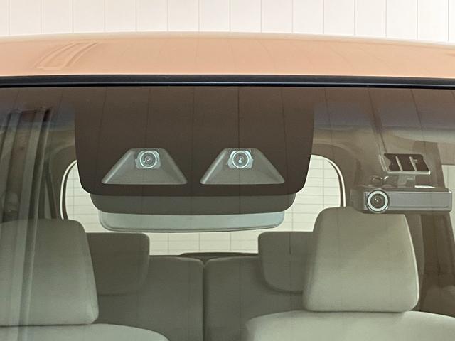 ムーヴ Ｘ　ＳＡＩＩＩ　サポカーＳワイド適合　Ｂカメラ　ＵＳＢ接続端子　ＥＴＣ　ドラレコ　ステアリングスイッチ　運転席シートヒーター　横滑り防止機能　誤発進抑制機能　光軸調整ダイヤル　電動格納ミラー　キーフリー（23枚目）