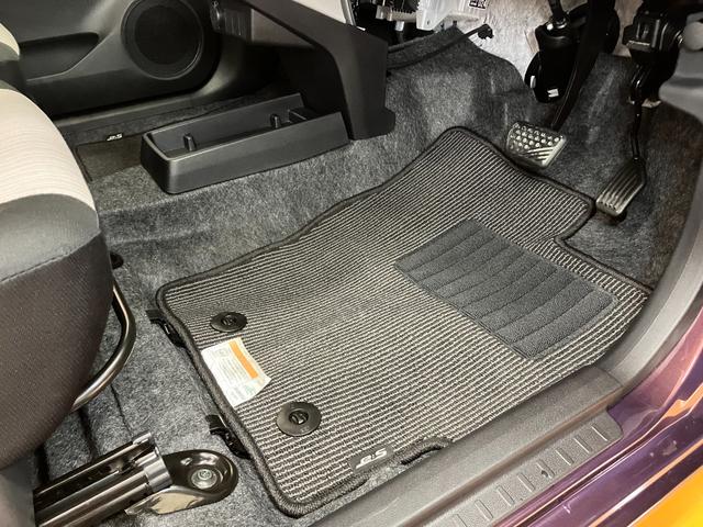 ミライース Ｘ　ＳＡＩＩＩ　サポカーＳワイド適合　エアコン　Ｂカメラ　コーナーセンサー　光軸調整ダイヤル　オートハイビーム　アイドリングストップ　横滑り防止機能　誤発進抑制機能　パワーウインドウ　キーレス（19枚目）