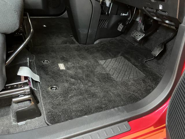 ルーミー カスタムＧ　衝突被害軽減ブレーキシステム　ドラレコ　両側オートスライドドア　クルーズコントロール　Ｂカメラ　ステアリングスイッチ　Ｐスタート　コーナーセンサー　オートハイビーム　キーフリー（23枚目）