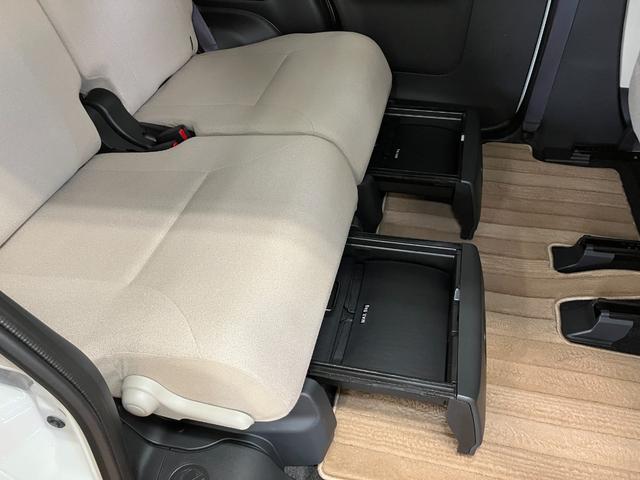 ムーヴキャンバス ＧメイクアップＶＳ　ＳＡＩＩＩ　サポカーＳワイド適合　パノラマモニター対応　ドラレコ　両側オートスライドドア　Ｐスタート　運転席シートヒーター　ＵＳＢ接続端子　置きラクボックス　ステアリングスイッチ　キーフリー（21枚目）