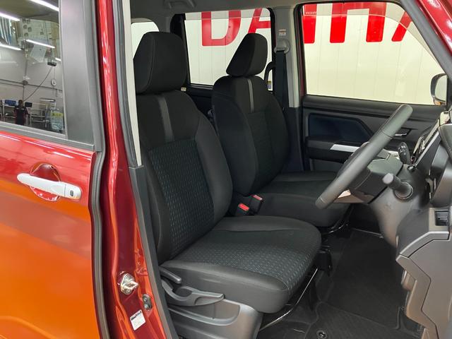 トール カスタムＧ　ターボ　サポカーＳワイド適合　ドラレコ　両側オートスライドドア　全車速追従機能付ＡＣＣ　電動パーキングブレーキ　ＵＳＢ接続端子　Ｐスタート　コーナーセンサー　シートヒーター　Ｂカメラ　キーフリー（23枚目）