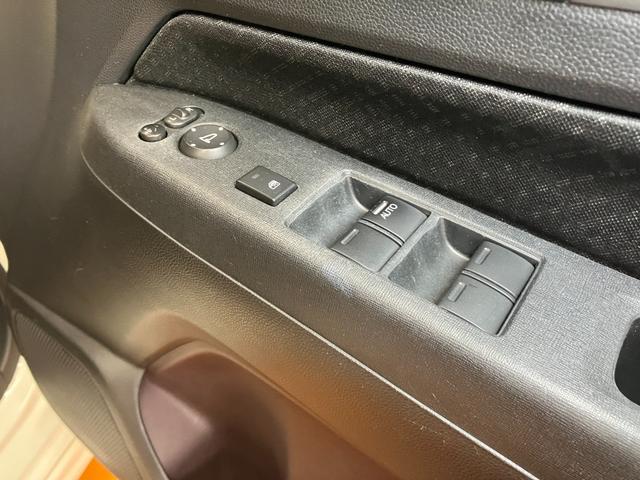 Ｎ－ＷＧＮカスタム Ｇ・Ａパッケージ　衝突被害軽減ブレーキシステム　ドラレコ　ステアリングスイッチ　クルーズコントロール　Ｐスタート　ＥＴＣ　ＥＴＣ　電動格納ミラー　キーフリー（20枚目）