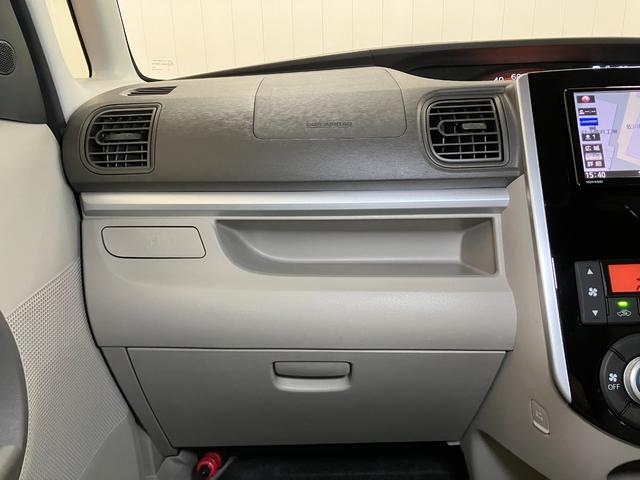 タント スローパー X SAIII リヤシート付仕様 福祉車両 車いす乗車 サポカーSワイド適合 ミラクルオープンドア 片側オートスライドドア 電動ウインチ USB接続端子 ステアリングスイッチ Pスタート オートハイビーム 運転席シートヒーター(15枚目)