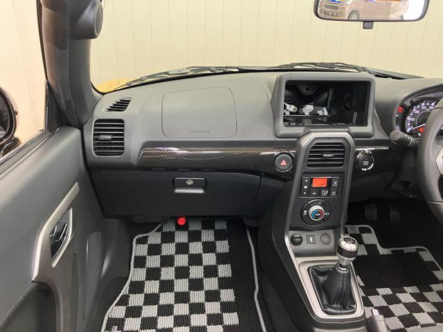 コペン ローブ　Ｓ　５段マニュアルシフト　オープンカー　二人乗　アクティブトップ　ＭＯＭＯ製ステアリング　ビルシュタイン製ショックアブソーバー　レカロ製スポーツシート　ステアリングスイッチ　シートヒーター　キーフリー（12枚目）