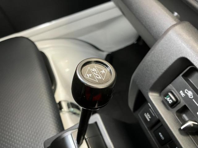 ハイゼットトラック 多目的ダンプ　サポカーＳワイド適合　４ＷＤ５段マニュアルシフト　三方開　ＰＴＯ式　電動格納ミラー　パワーウインドウ　オーディオ　エアコン　Ｐスタート　コーナーセンサー　アイドリングストップ　アクセサリーソケット（18枚目）