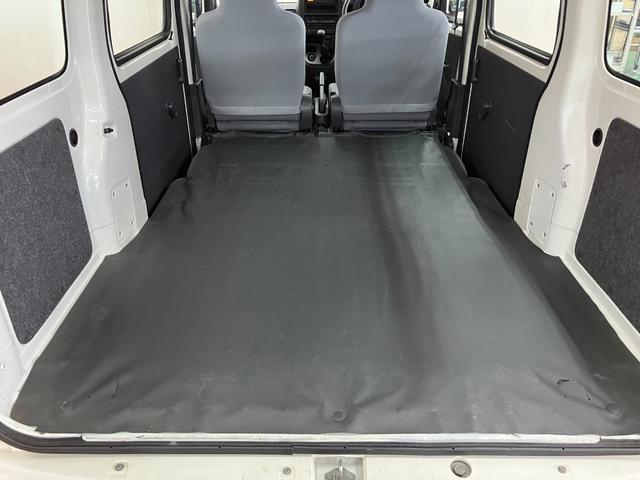 ハイゼットカーゴ スペシャル　５段マニュアルシフト　両側スライドドア　ラジオ　エアコン　光軸調整ダイヤル（12枚目）