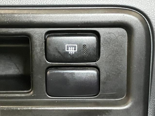 ハイゼットカーゴ スペシャル　５段マニュアルシフト　両側スライドドア　ラジオ　エアコン　光軸調整ダイヤル（19枚目）