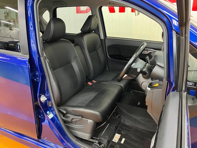 ムーヴ カスタム RS ハイパーSAIII サポカーSワイド適合 オートエアコン フォグランプ ステアリングスイッチ USB接続端子 Pスタート 運転席シートヒーター アイドリングストップ 電動格納ミラー オートハイビーム キーフリー(21枚目)