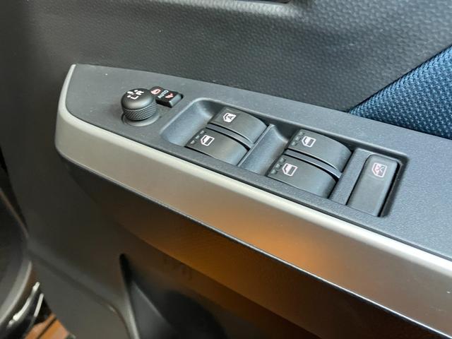 トール カスタムG ターボ サポカーSワイド適合 ドラレコ 両側オートスライドドア 全車速追従機能付ACC 電動パーキングブレーキ USB接続端子 Pスタート コーナーセンサー キーフリー(22枚目)