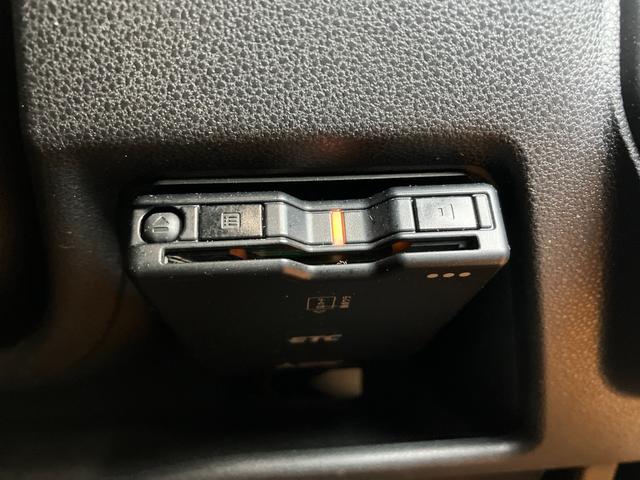 ハイゼットカーゴ クルーズターボＳＡＩＩＩ　サポカーＳワイド適合　ドラレコ　両側スライドドア　Ｂカメラ　ナビ　エアコン　ＵＳＢ接続端子　アイドリングストップ　オートハイビーム　電動格納ミラー　パワーウインドウ　ＥＴＣ　キーレス（18枚目）