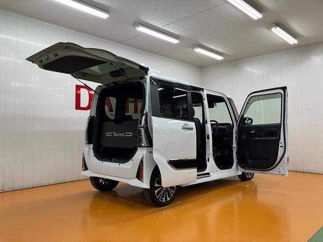 タント カスタムＲＳ　サポカーＳワイド適合　ドラレコ　ミラクルオープンドア　ミラクルステップ　コーナーポール　両側オートスライドドア　全車速追従機能付ＡＣＣ　電動パーキングブレーキ　シートヒーター　コーナーセンサー（9枚目）