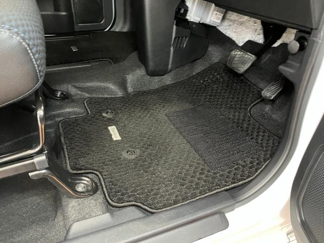 タント カスタムＲＳ　サポカーＳワイド適合　ドラレコ　パノラマモニター対応　ミラクルオープンドア　両側オートスライドドア　電動パーキングブレーキ　ステアリングスイッチ　シートヒーター　コーナーセンサー　キーフリー（25枚目）