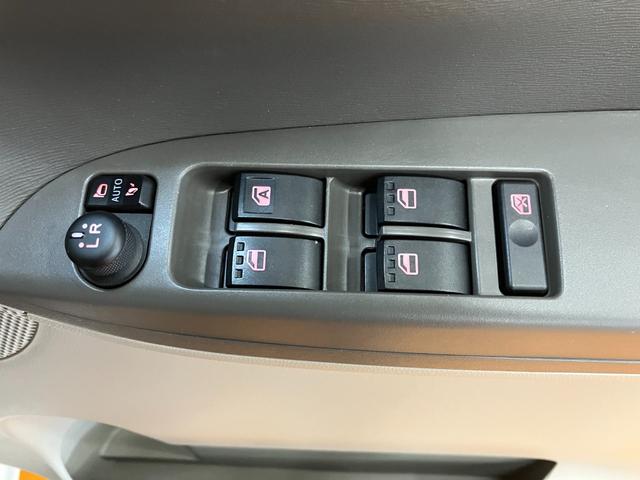 タント Ｘ　ＳＡＩＩ　スマアシ　片側オートスライドドア　Ｂカメラ　ステアリングスイッチ　Ｐスタート　エコアイドル　横滑り防止機能　誤発進抑制機能　ＥＴＣ　電動格納ミラー　キーフリー（20枚目）