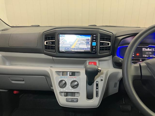 ミライース Ｘ　ＳＡＩＩＩ　サポカーＳワイド適合　エアコン　Ｂカメラ　コーナーセンサー　光軸調整ダイヤル　オートハイビーム　アイドリングストップ　横滑り防止機能　誤発進抑制機能　電動格納ミラー　パワーウインドウ　キーレス（12枚目）