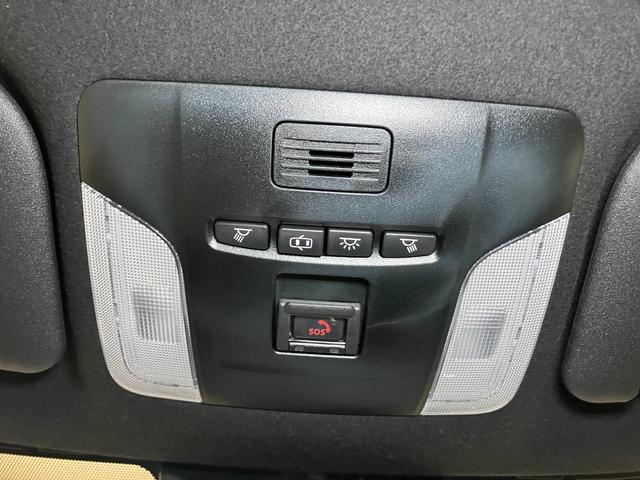 カローラ ハイブリッド　ダブルバイビー　衝突被害軽減ブレーキシステム　レーダークルーズコントロール　ステアリングスイッチ　シートヒーター　電動パーキングブレーキ　ドライブモード切り替えスイッチ　ＳＯＳスイッチ　ＥＴＣ　キーフリー（22枚目）