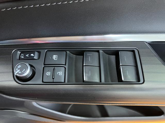 ハリアー Ｚ　衝突被害軽減ブレーキシステム　ルームミラー一体型ドラレコ　全周囲カメラ　パワーバックドア　ＳＯＳスイッチ　レーザークルーズコントロール　ＪＢＬプレミアムサウンドシステム　電動パーキングブレーキ（25枚目）