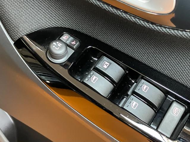 ムーヴ カスタム　ＲＳ　ハイパーリミテッドＳＡＩＩＩ　サポカーＳワイド適合　パノラマモニター対応　ＵＳＢ接続端子　オートエアコン　ステアリングスイッチ　Ｐスタート　運転席シートヒーター　アイドリングストップ　オートハイビーム　電動格納ミラー　キーフリー（16枚目）