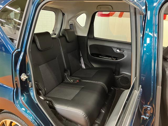 ムーヴ カスタム　ＲＳ　ハイパーリミテッドＳＡＩＩＩ　サポカーＳワイド適合　パノラマモニター対応　ＵＳＢ接続端子　オートエアコン　ステアリングスイッチ　Ｐスタート　運転席シートヒーター　アイドリングストップ　オートハイビーム　電動格納ミラー　キーフリー（21枚目）