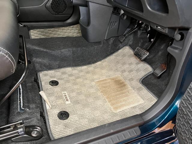 ムーヴ カスタム　ＲＳ　ハイパーリミテッドＳＡＩＩＩ　サポカーＳワイド適合　パノラマモニター対応　ＵＳＢ接続端子　オートエアコン　ステアリングスイッチ　Ｐスタート　運転席シートヒーター　アイドリングストップ　オートハイビーム　電動格納ミラー　キーフリー（22枚目）