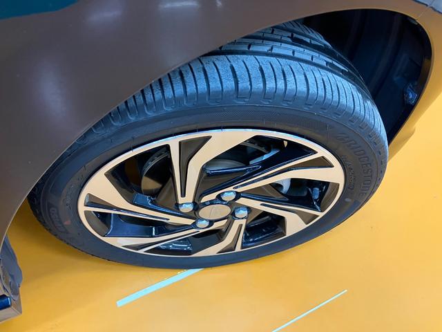 ムーヴ カスタム　ＲＳ　ハイパーリミテッドＳＡＩＩＩ　サポカーＳワイド適合　パノラマモニター対応　ＵＳＢ接続端子　オートエアコン　ステアリングスイッチ　Ｐスタート　運転席シートヒーター　アイドリングストップ　オートハイビーム　電動格納ミラー　キーフリー（26枚目）