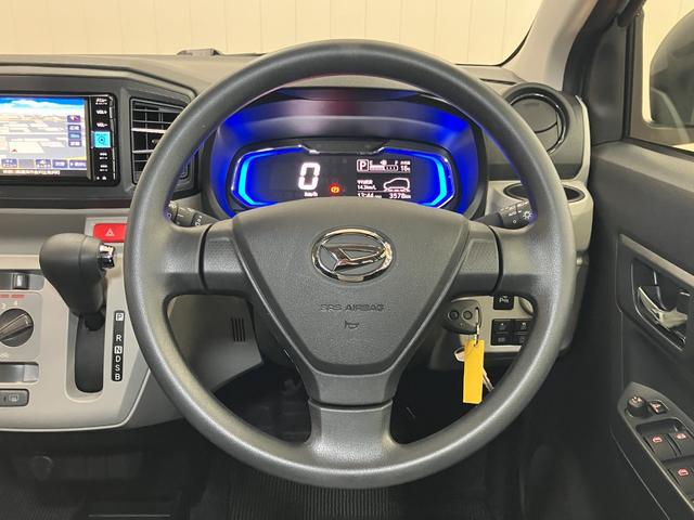 ミライース X SAIII サポカーSワイド適合 Bカメラ エアコン コーナーセンサー 光軸調整ダイヤル オートハイビーム アイドリングストップ 横滑り防止機能 誤発進抑制機能 電動格納ミラー パワーウインドウ キーレス(13枚目)