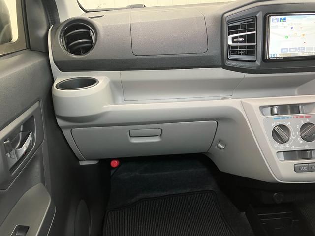 ミライース Ｘ　ＳＡＩＩＩ　サポカーＳワイド適合　Ｂカメラ　エアコン　コーナーセンサー　光軸調整ダイヤル　オートハイビーム　アイドリングストップ　横滑り防止機能　誤発進抑制機能　電動格納ミラー　パワーウインドウ　キーレス（11枚目）