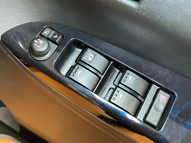 タント カスタムＲＳ　トップエディションＳＡＩＩ　スマアシ　ドラレコ　ミラクルオープンドア　両側オートスライドドア　ステアリングスイッチ　ＵＳＢ接続端子　Ｐスタート　エコアイドル　横滑り防止機能　誤発進抑制機能　ＥＴＣ　電動格納ミラー（20枚目）