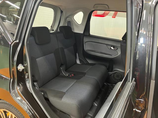 ムーヴ カスタム　ＲＳ　ＳＡ　スマアシ　Ｂカメラ　ステアリングスイッチ　オートエアコン　Ｐスタート　エコアイドル　横滑り防止機能　誤発進抑制機能　電動格納ミラー　キーフリー（21枚目）