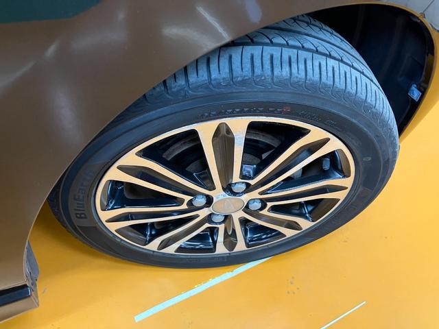 ムーヴ カスタム　ＲＳ　ＳＡ　スマアシ　Ｂカメラ　ステアリングスイッチ　オートエアコン　Ｐスタート　エコアイドル　横滑り防止機能　誤発進抑制機能　電動格納ミラー　キーフリー（25枚目）