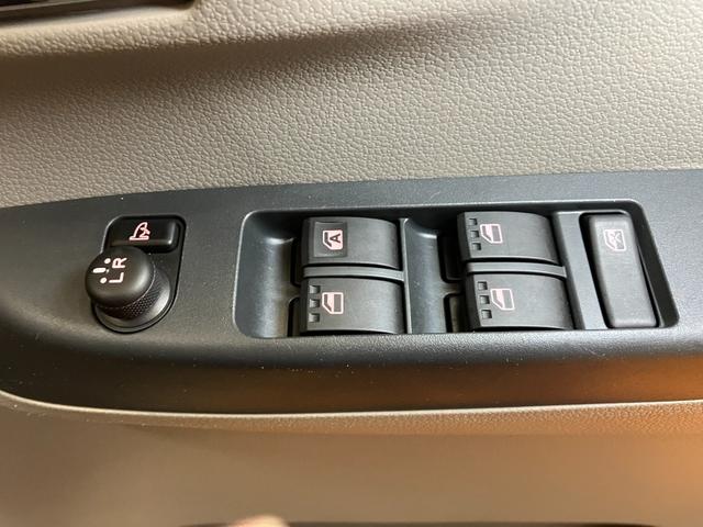 ミライース X SA エアコン ナビ エコアイドル 横滑り防止機能 誤発進抑制機能 光軸調整ダイヤル 電動格納ミラー パワーウインドウ キーレス(17枚目)