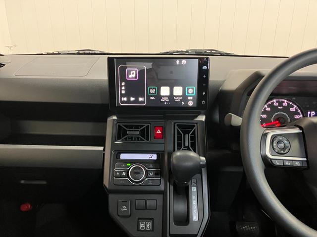 タフト Ｘ　４ＷＤ　サポカーＳワイド適合　ドラレコ　スカイフィールトップ　パノラマモニター対応　ディスプレイオーディオ　ステアリングスイッチ　電動パーキングブレーキ　Ｐスタート　コーナーセンサー　キーフリー（12枚目）