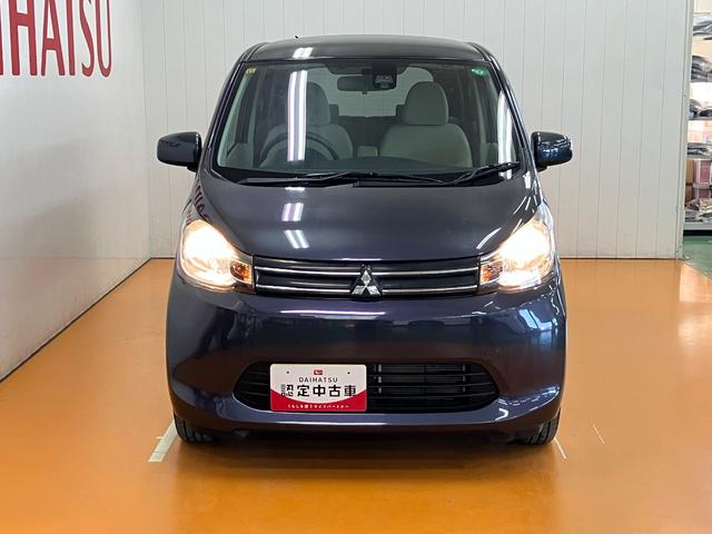 ｅＫワゴン Ｍ　ｅ－アシスト　衝突被害軽減ブレーキシステム　オートエアコン　アイドリングストップ　横滑り防止機能　誤発進抑制機能　ＥＴＣ　電動格納ミラー　パワーウインドウ　キーレス（4枚目）