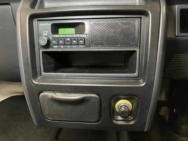 ハイゼットトラック エアコン・パワステ スペシャル 4WD 三方開 エアコン ラジオ パワーステアリング(17枚目)