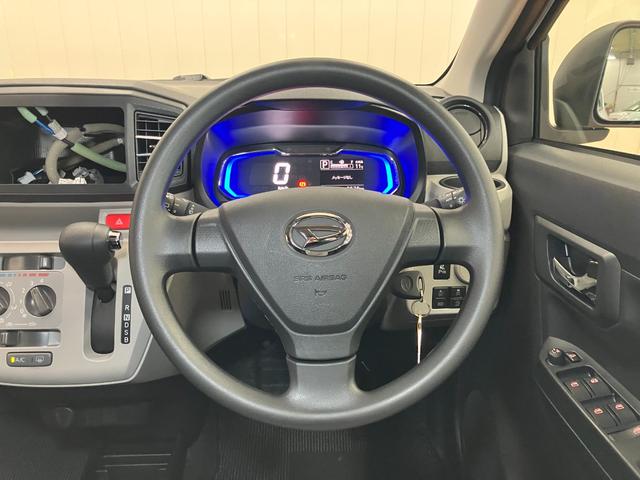 ミライース X SAIII サポカーSワイド適合 エアコン Bカメラ コーナーセンサー 光軸調整ダイヤル オートハイビーム アイドリングストップ 横滑り防止機能 誤発進抑制機能 電動格納ミラー パワーウインドウ キーレス(13枚目)