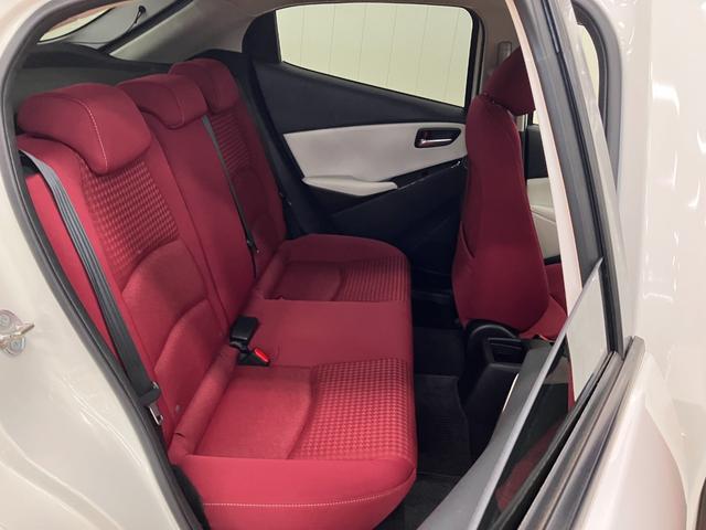 デミオ 15Sノーブルクリムゾン 衝突被害軽減ブレーキシステム ドラレコ 全周囲カメラ クルーズコントロール ステアリングスイッチ シートヒーター USB接続端子 ヘッドアップディスプレイ ETC コーナーセンサー キーフリー(26枚目)