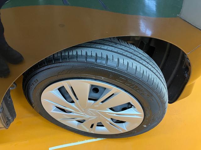 ミライース Ｘ　ＳＡＩＩＩ　サポカーＳワイド適合　エアコン　コーナーセンサー　光軸調整ダイヤル　オートハイビーム　アイドリングストップ　横滑り防止機能　誤発進抑制機能　電動格納ミラー　パワーウインドウ　キーレス（22枚目）